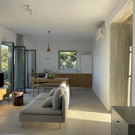 Brand New With Panoramic Sea View And Private Infinity Pool Villa *